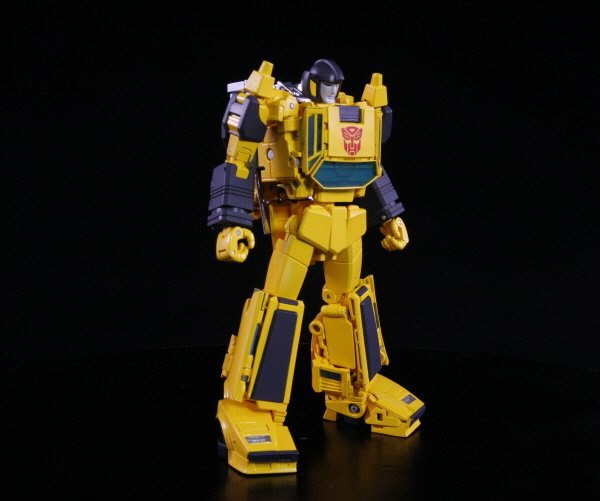 Masterpiece Sunstreaker MP 39 Stock Photos And Turnaround Images 11 (11 of 33)